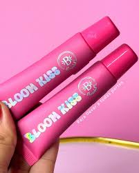Bloom Kiss