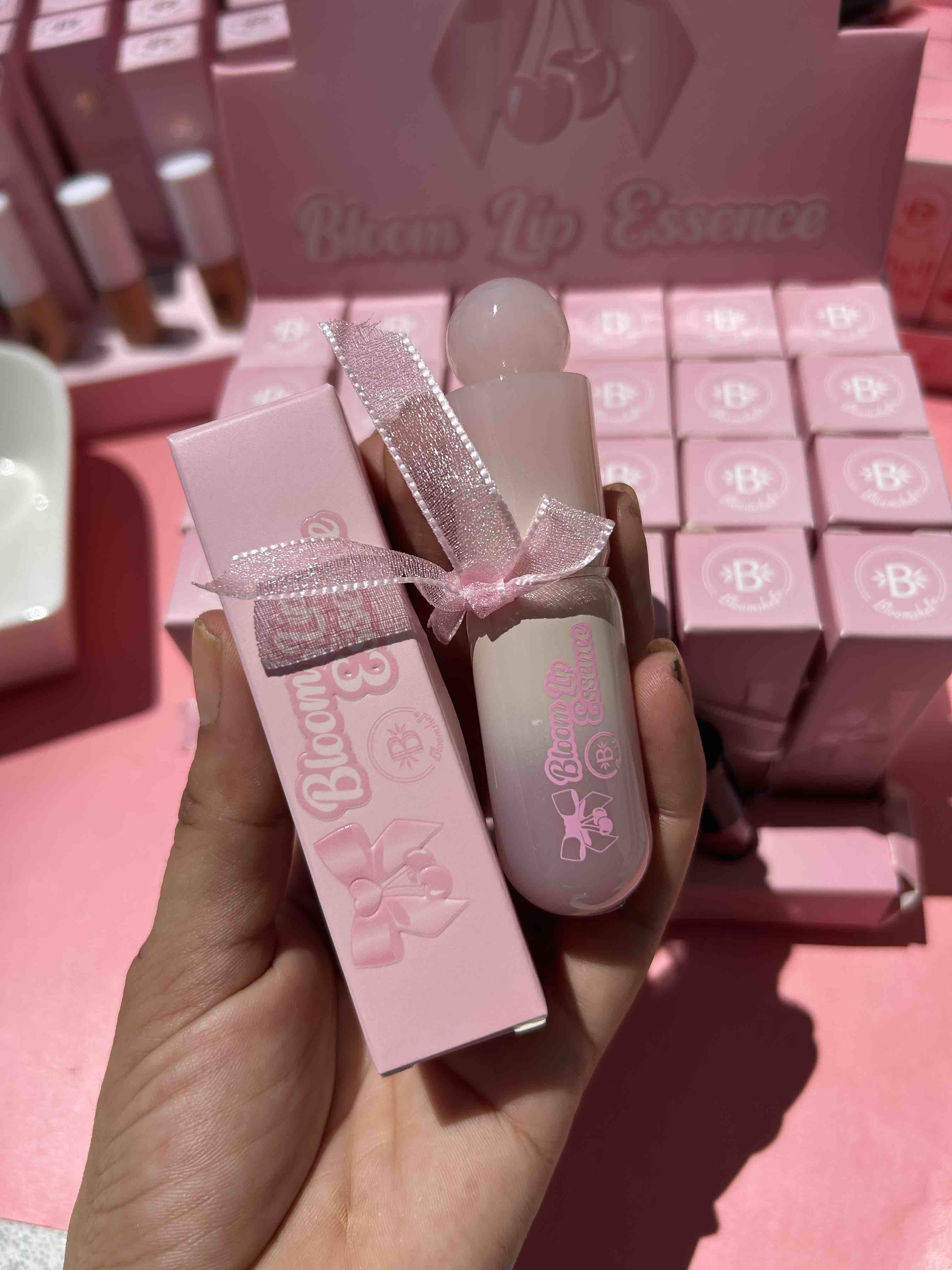 Bloom Lip Essence